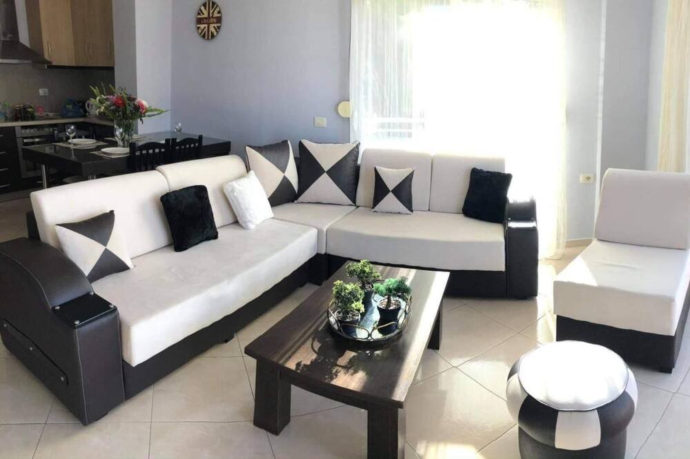 Photo of Livingroom in Qender