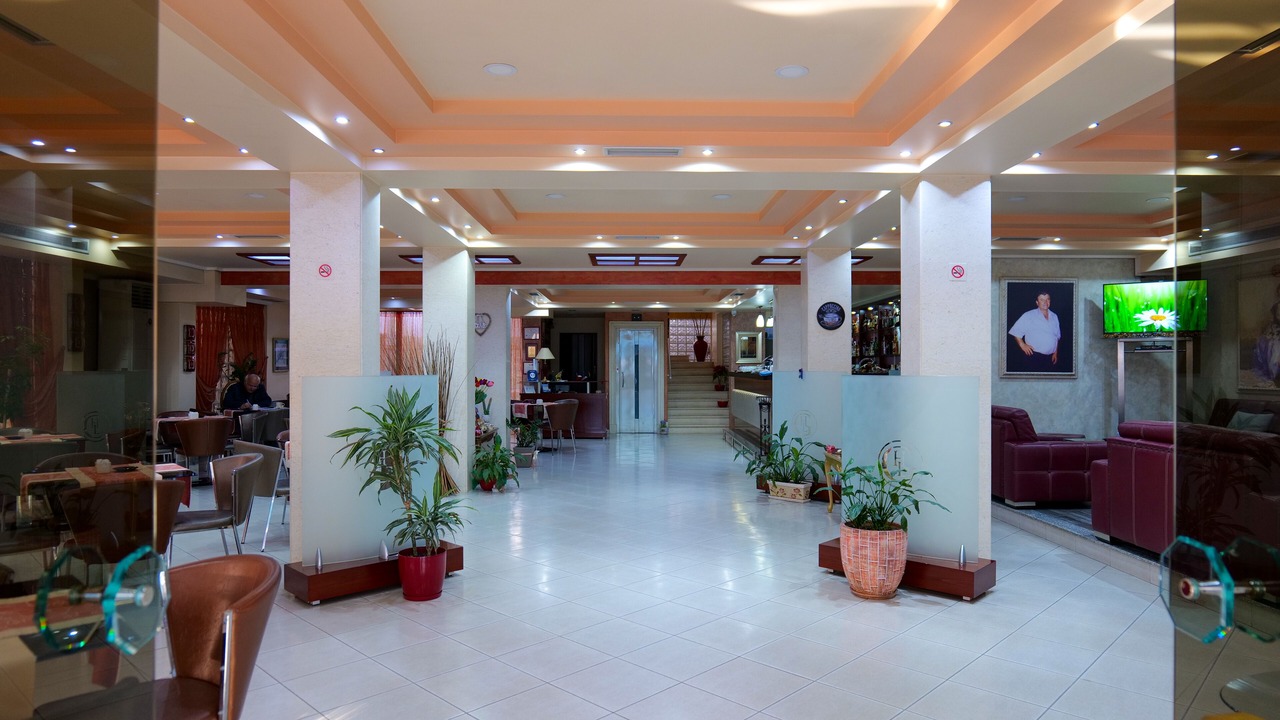 Photo of Others in Qender