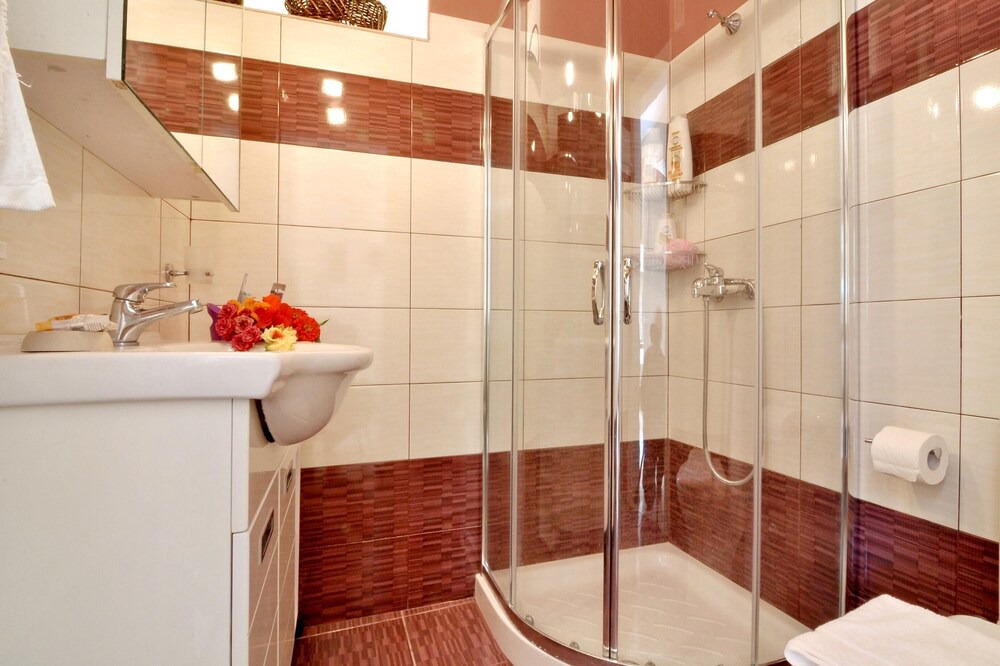 Photo of Bathroom in Perama