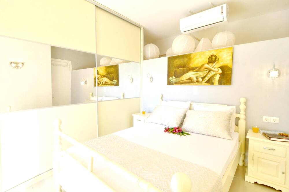 Photo of Bedroom in Perama