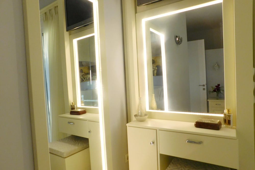 Photo of Bathroom in Perama
