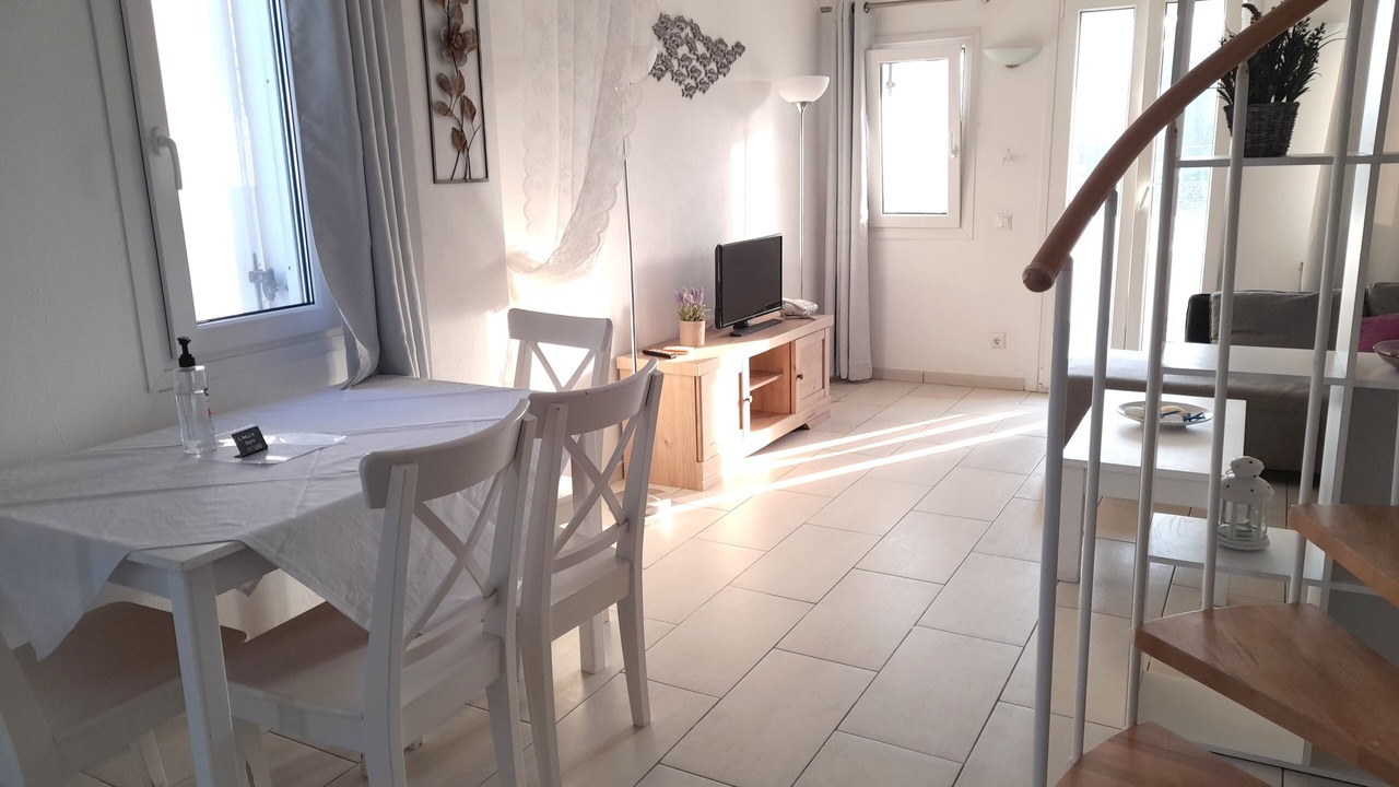 Photo of Bedroom in Kamari
