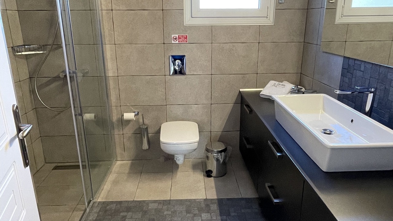 Photo of Bathroom in Kalambaka