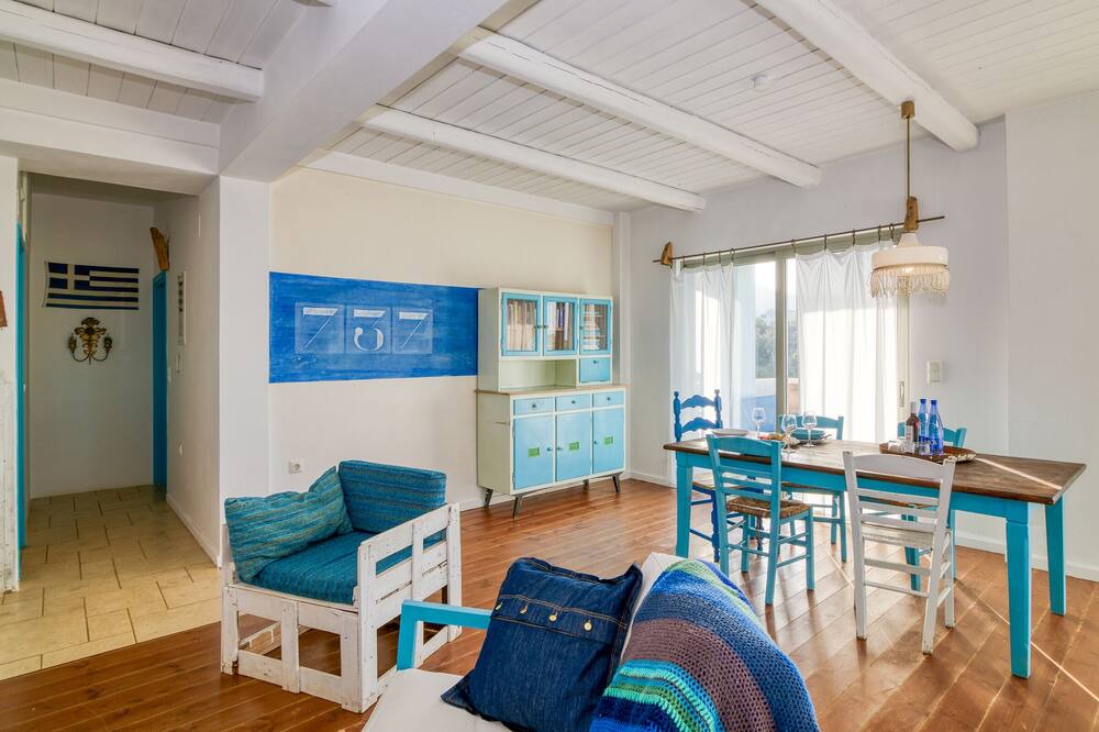 Photo of Livingroom in Achlada