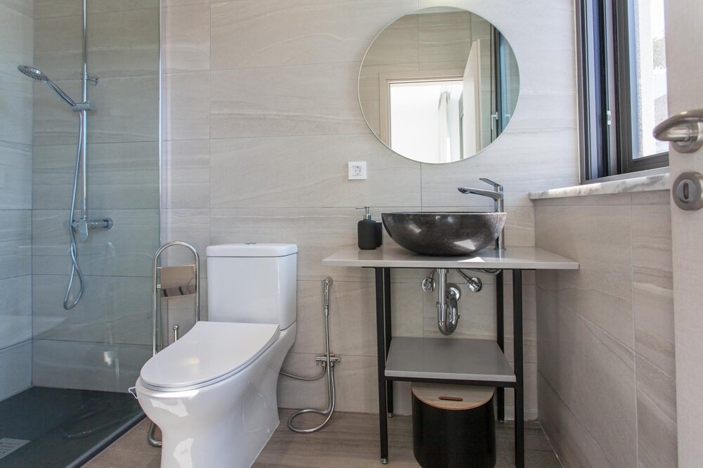 Photo of Bathroom in Kalathas