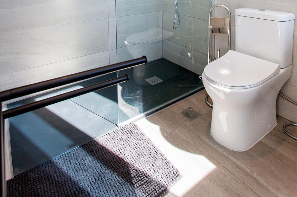 Photo of Bathroom in Kalathas