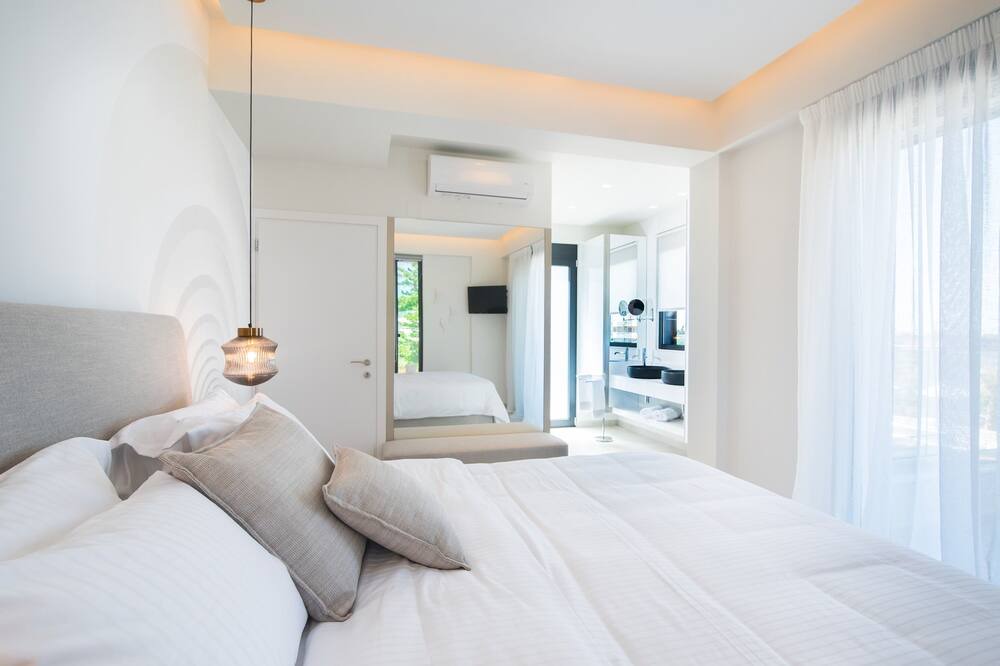 Photo of Bedroom in Malia