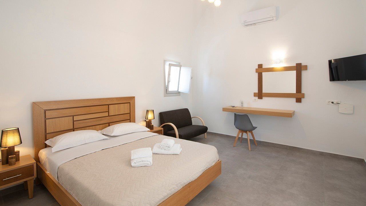 Photo of Bedroom in Perissa