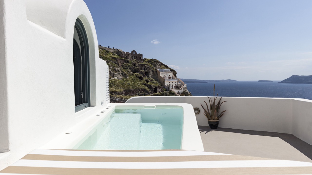 Photo of Bedroom in Oia