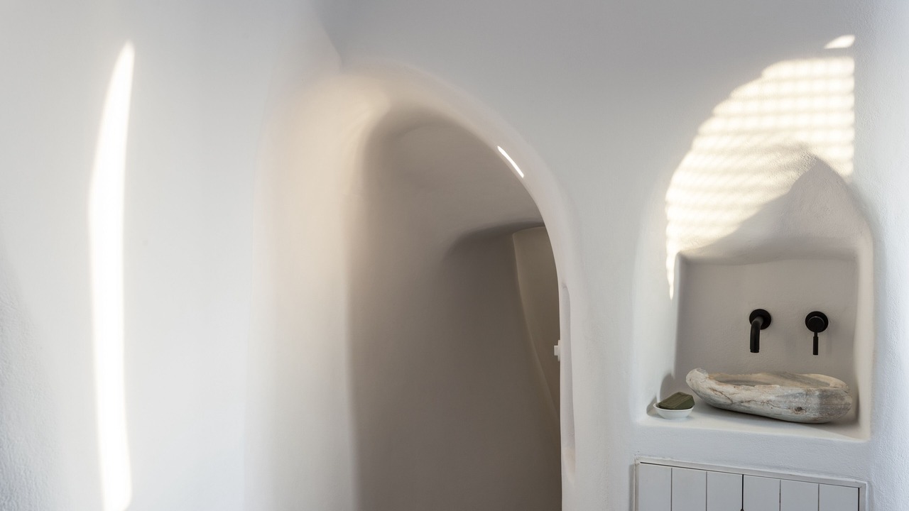 Photo of Bedroom in Oia
