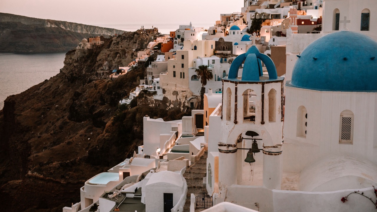 Photo of Bedroom in Oia