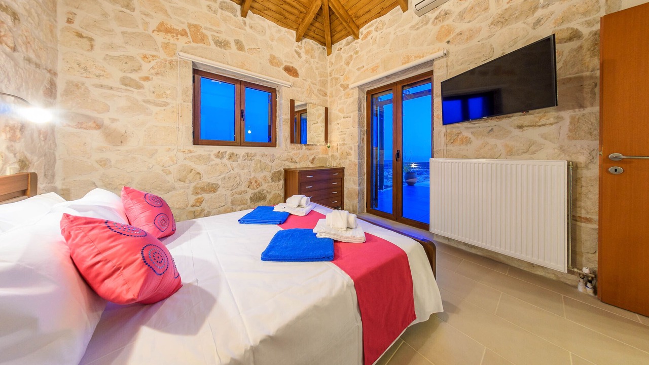 Photo of Bedroom in Elation