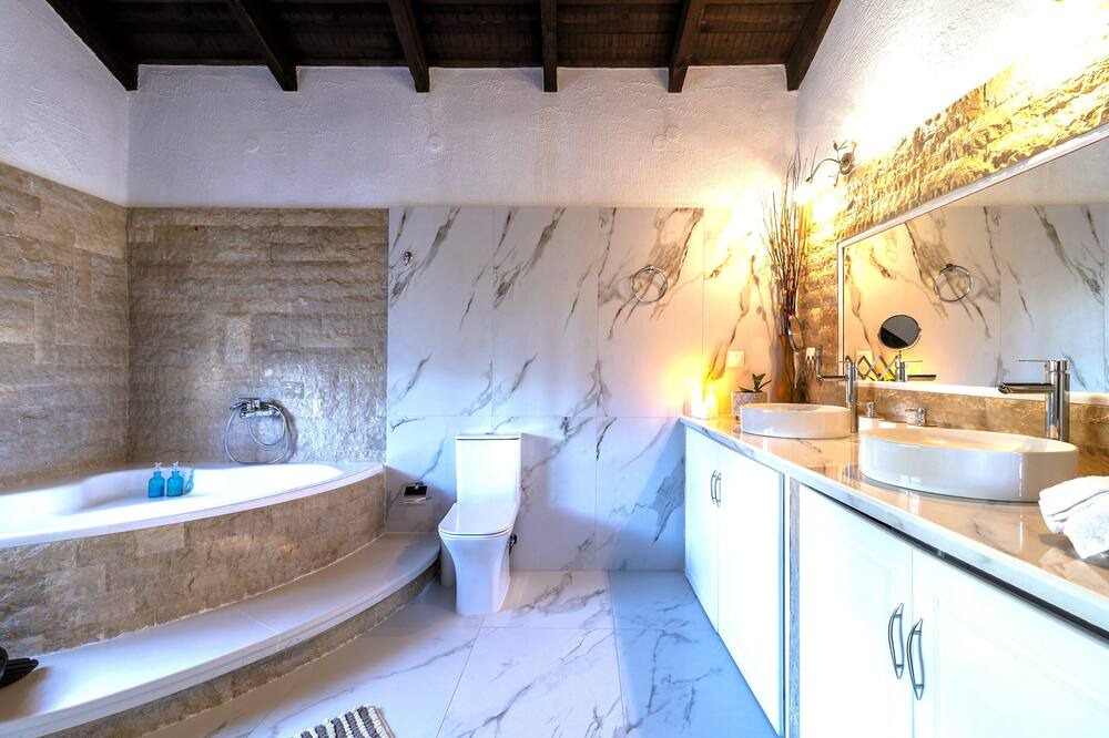 Photo of Bathroom in Dafnata