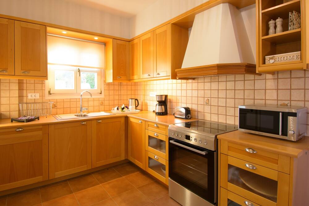 Photo of Kitchen in Agios Nikolaos Town