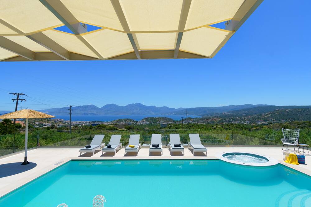 Photo of Outdoor in Agios Nikolaos Town