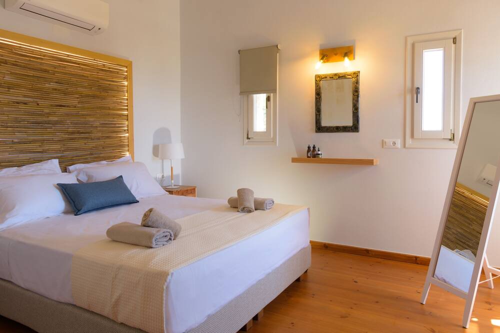 Photo of Bedroom in Agios Nikolaos Town