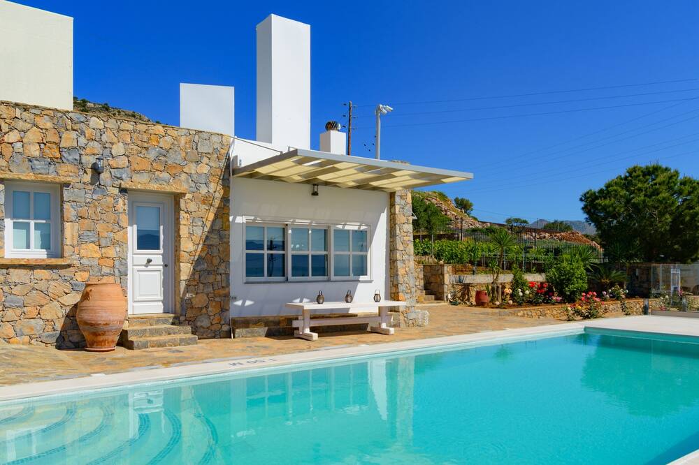 Photo of Outdoor in Agios Nikolaos Town