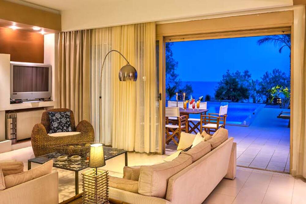 Photo of Livingroom in Mavros Kolimpos
