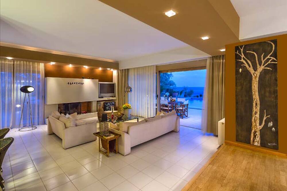 Photo of Livingroom in Mavros Kolimpos