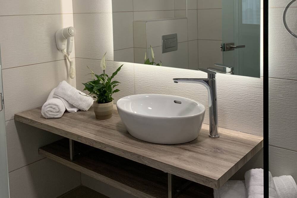 Photo of Bathroom in Tsilivi
