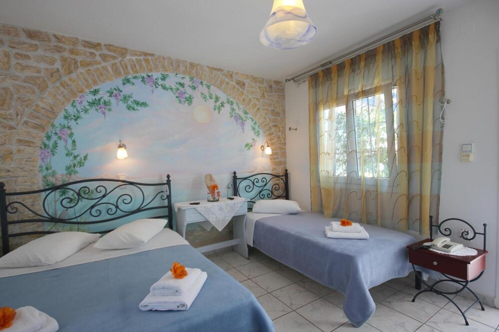 Photo of Bedroom in Glastros
