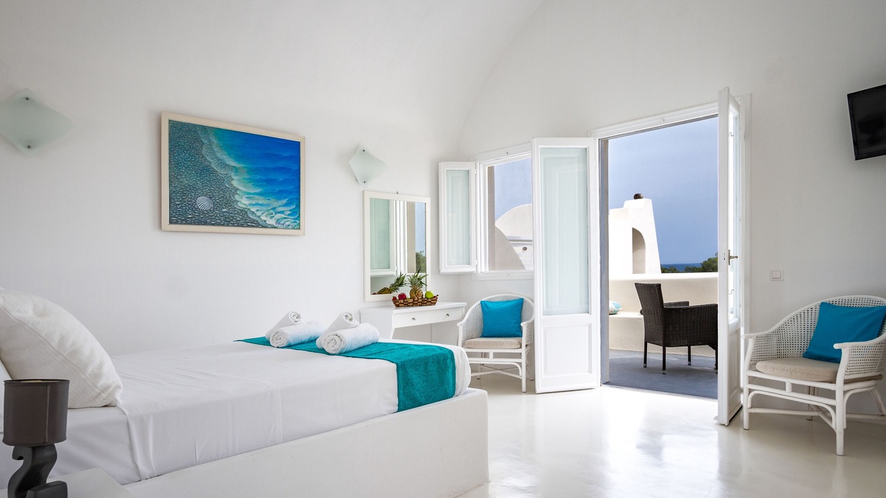 Photo of Bedroom in Exomytis