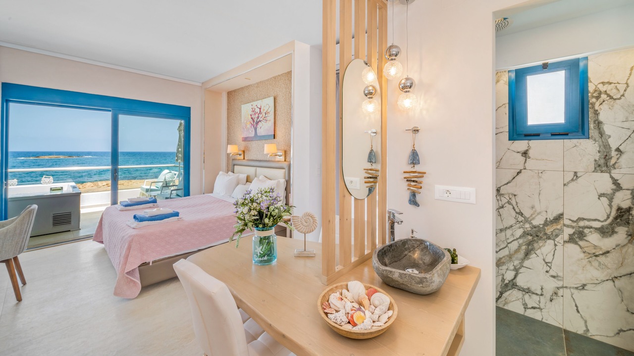 Photo of Bedroom in Malia