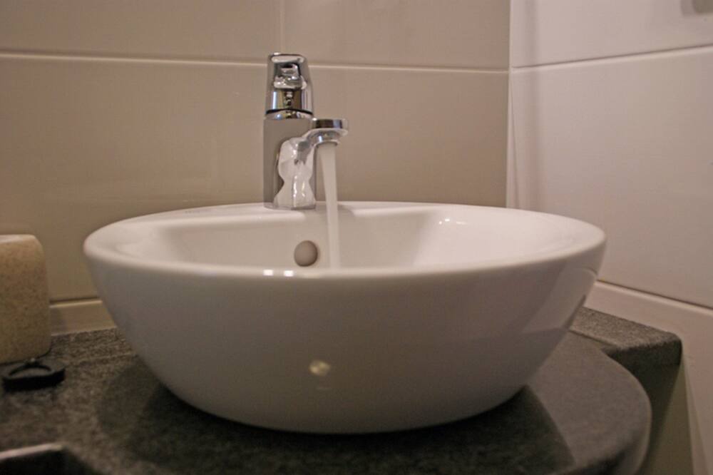 Photo of Bathroom in Episkopos