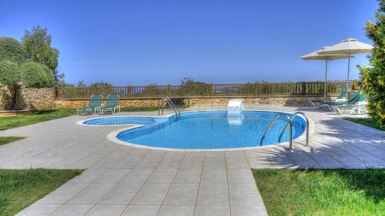 Photo of Outdoor in Gerani