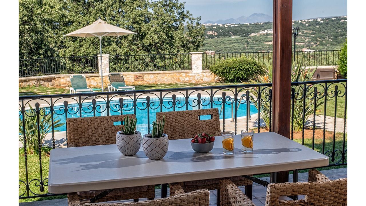 Photo of Outdoor in Gerani