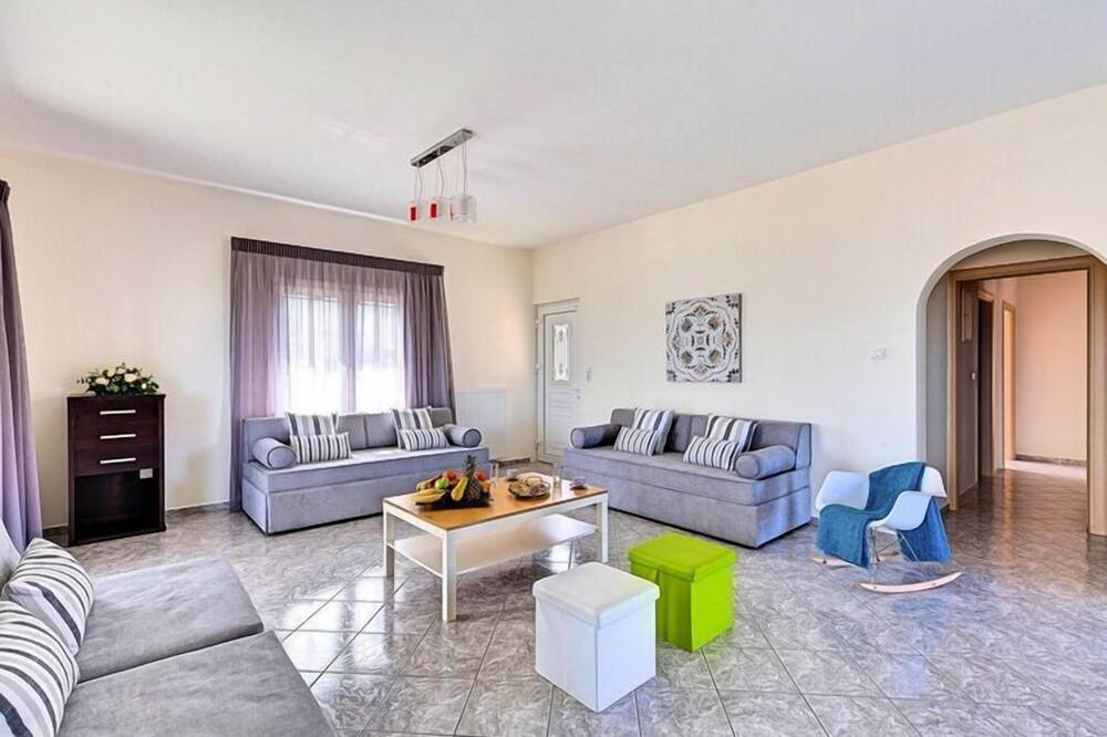 Photo of Livingroom in Kournas