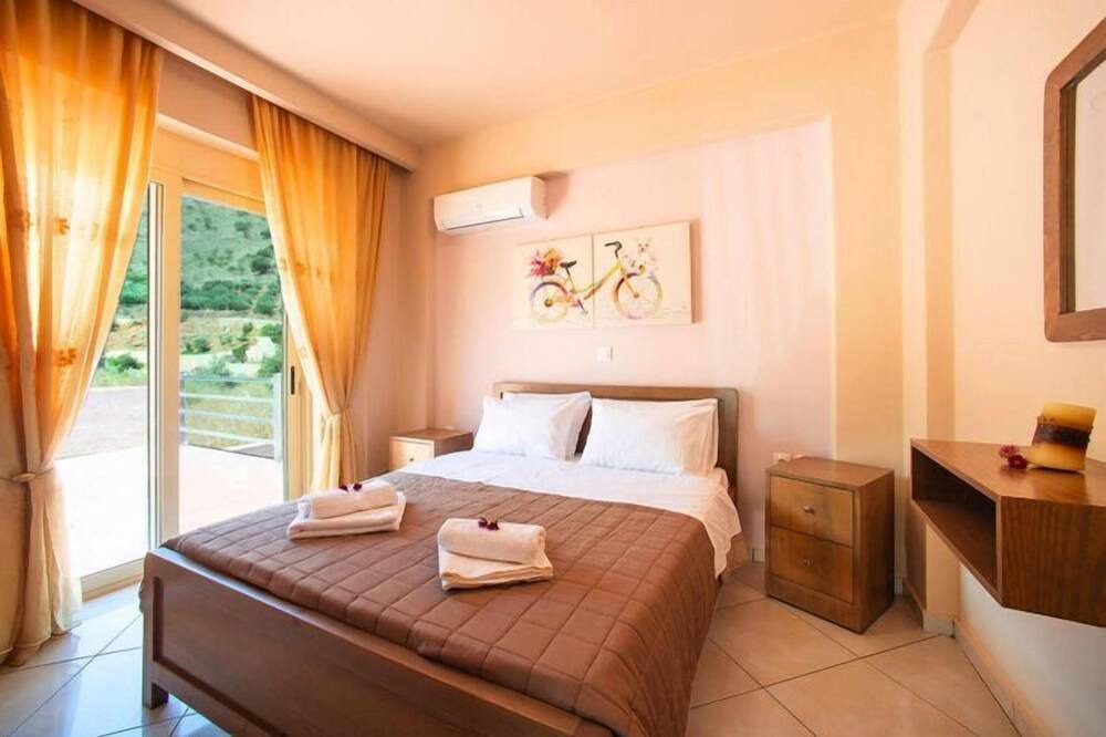Photo of Bedroom in Mathes