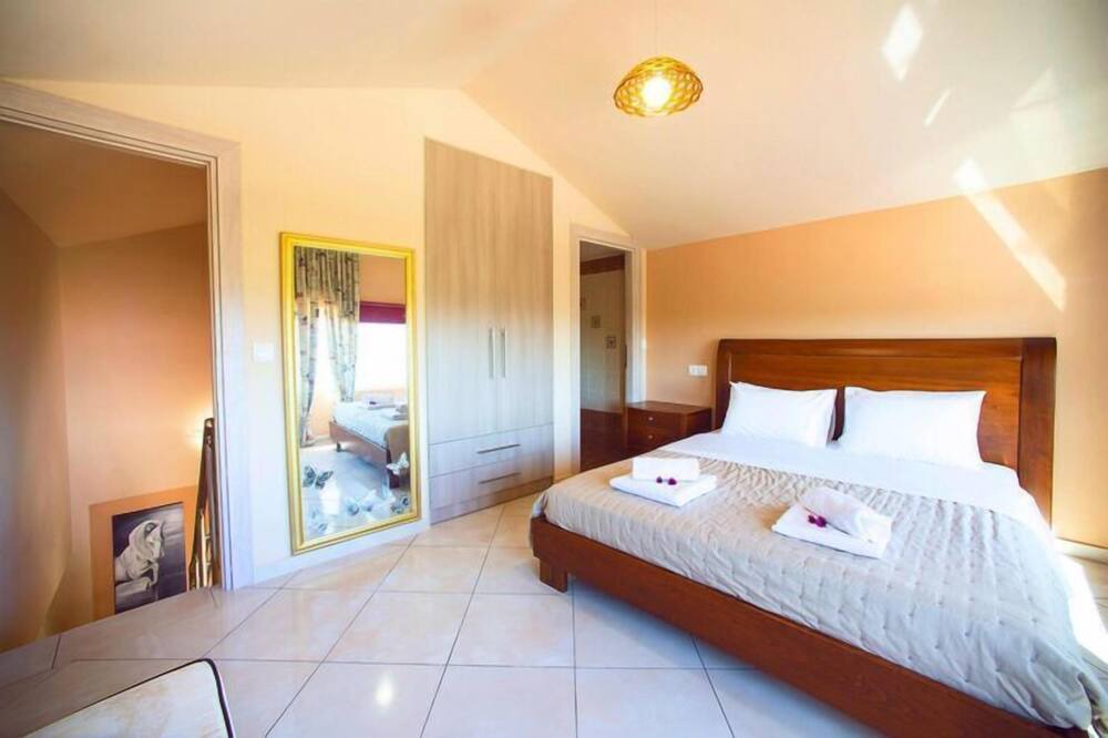 Photo of Bedroom in Mathes