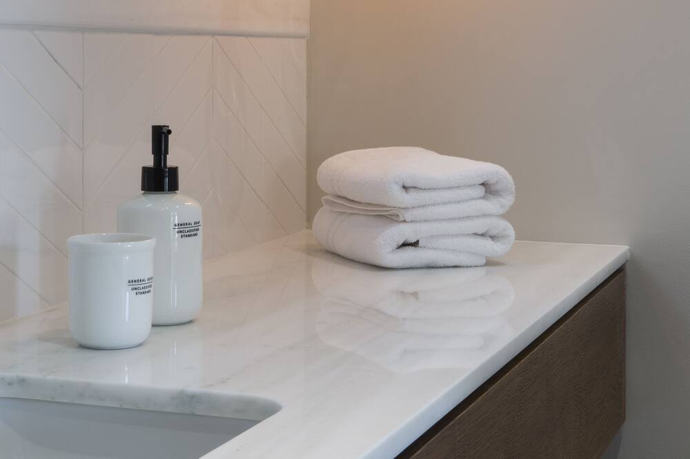Photo of Bathroom in Koukaki