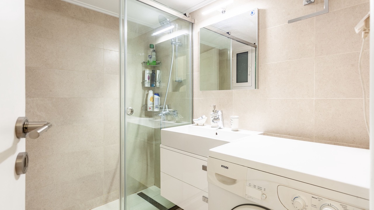 Photo of Bathroom in Ilisia