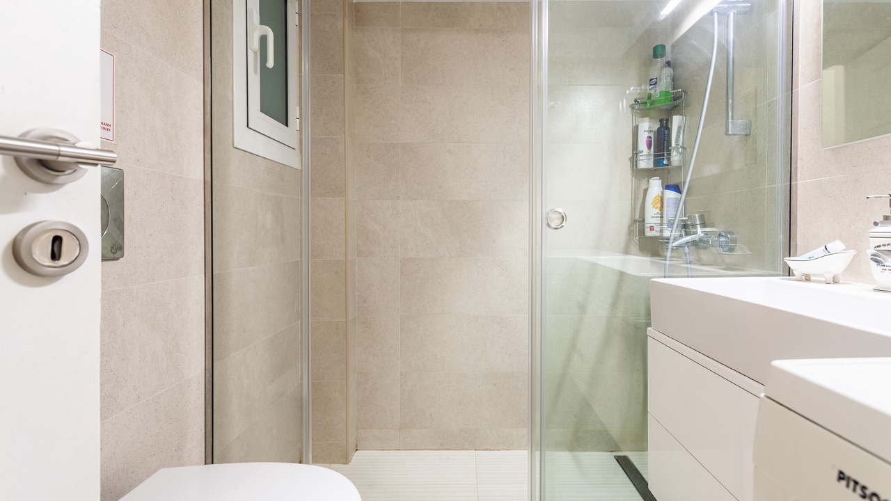 Photo of Bathroom in Ilisia
