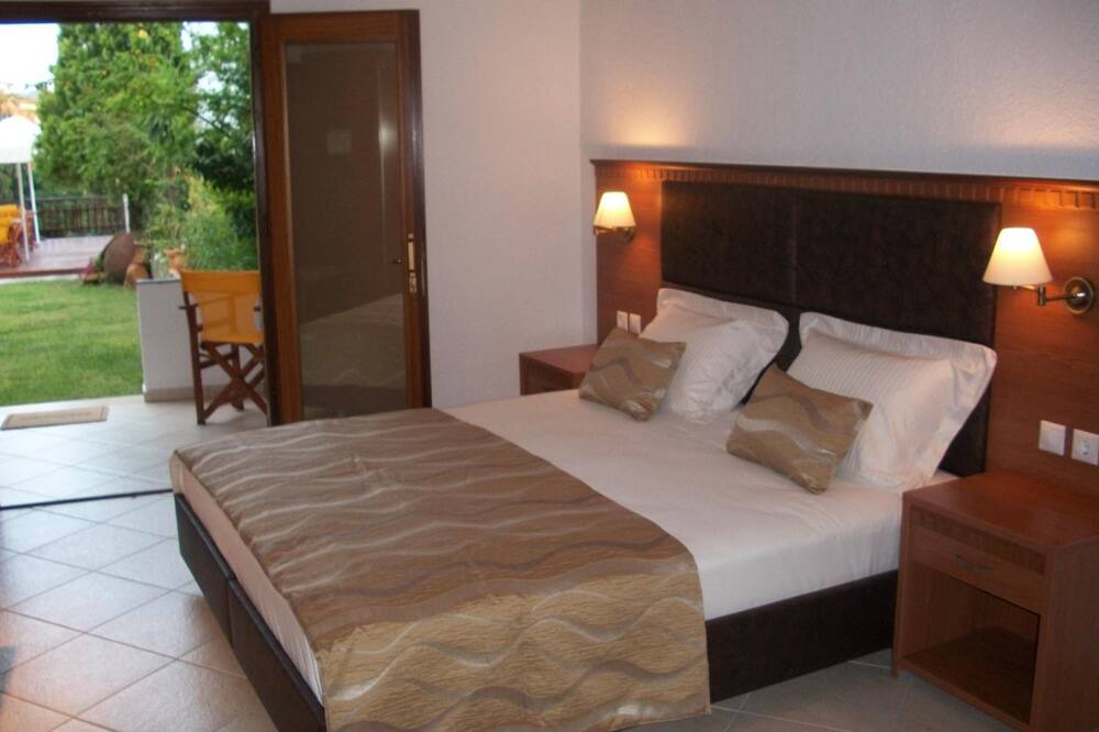 Photo of Bedroom in Ouranoupoli