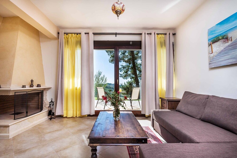 Photo of Livingroom in Kassandra