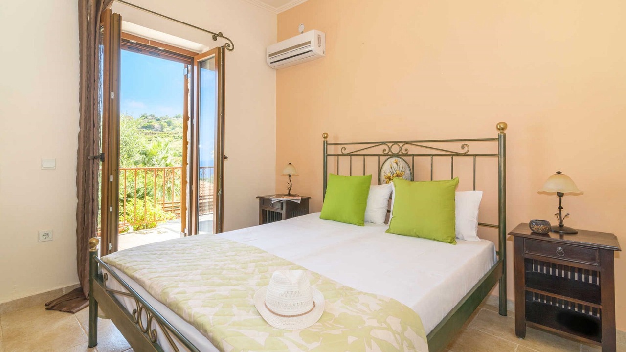 Photo of Bedroom in Argassi