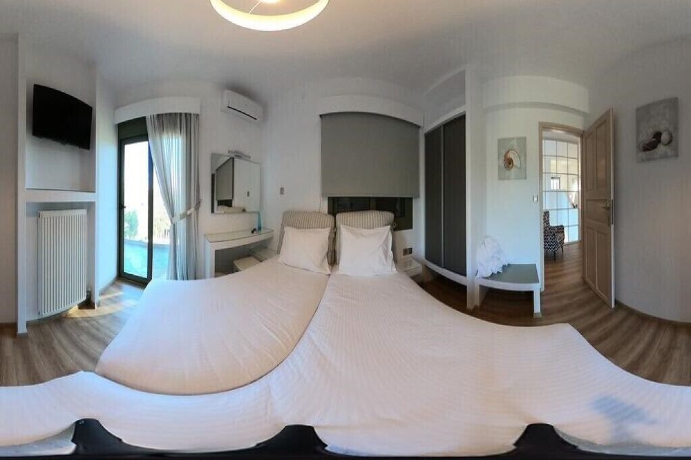 Photo of Bedroom in Lefkogeia
