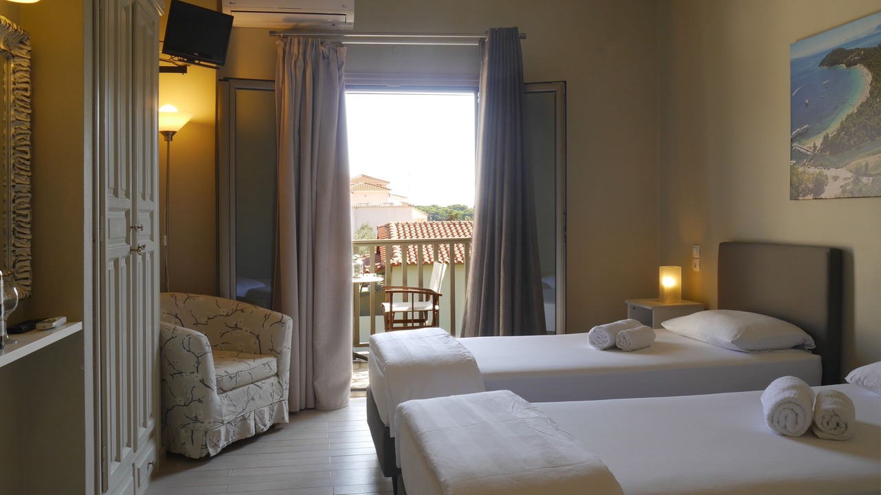 Photo of Bedroom in Koukounaries