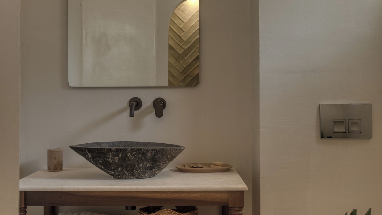 Photo of Bathroom in Akrotiri