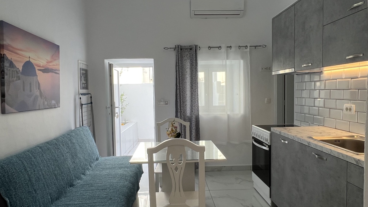 Photo of Patio Balcony in Karterados