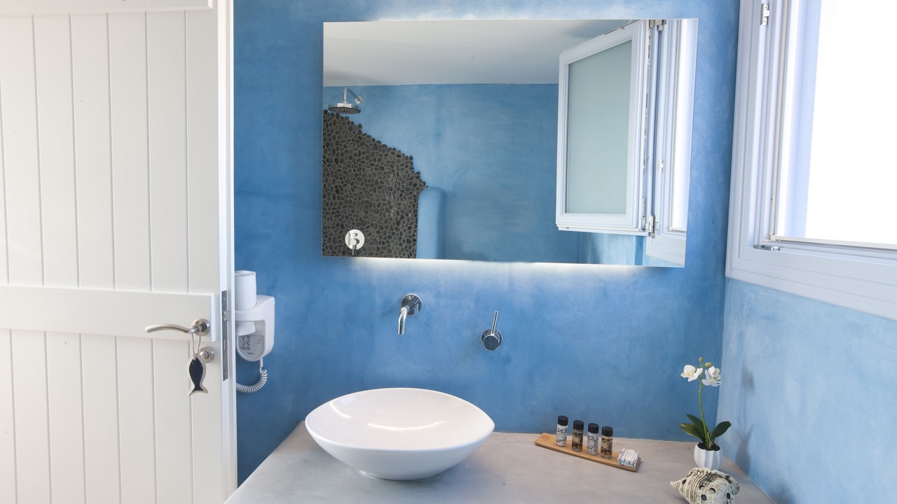 Photo of Bathroom in Kamari