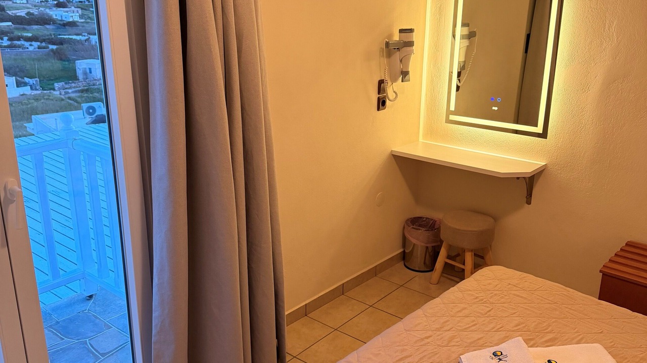 Photo of Bedroom in Kamares