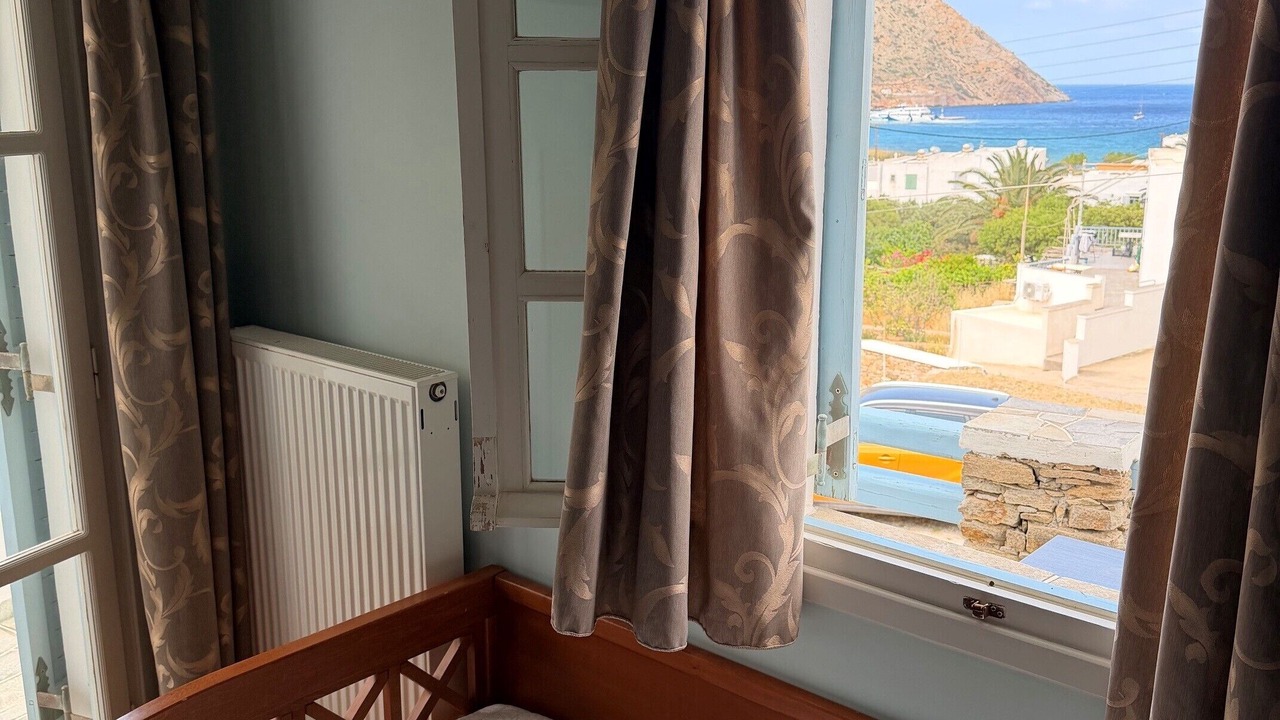 Photo of Bedroom in Kamares