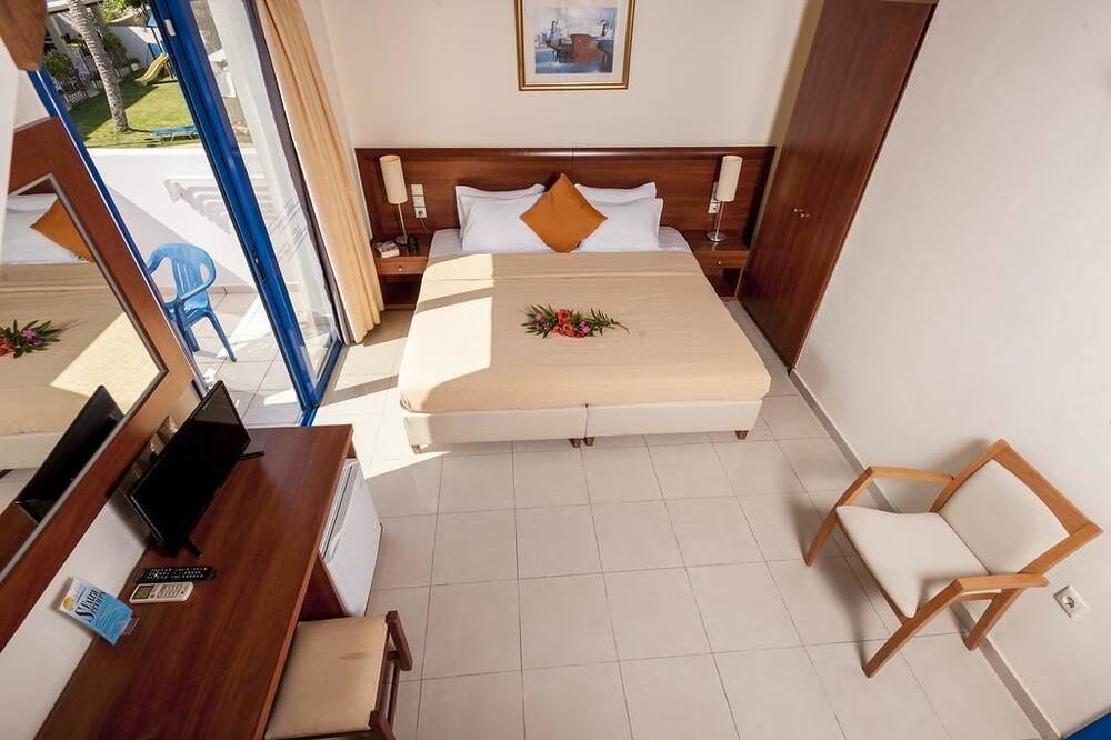 Photo of Bedroom in Tavronitis