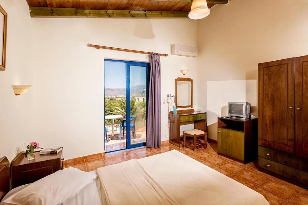 Photo of Bedroom in Tavronitis
