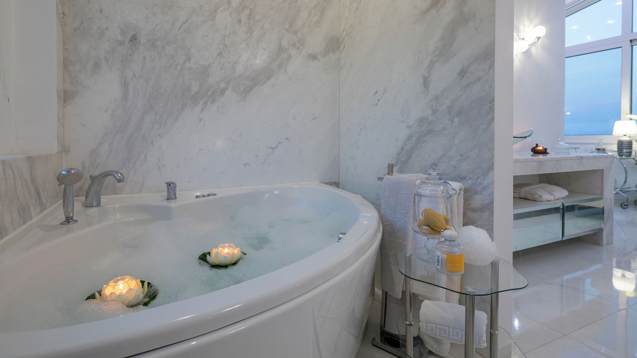 Photo of Bathroom in Elation