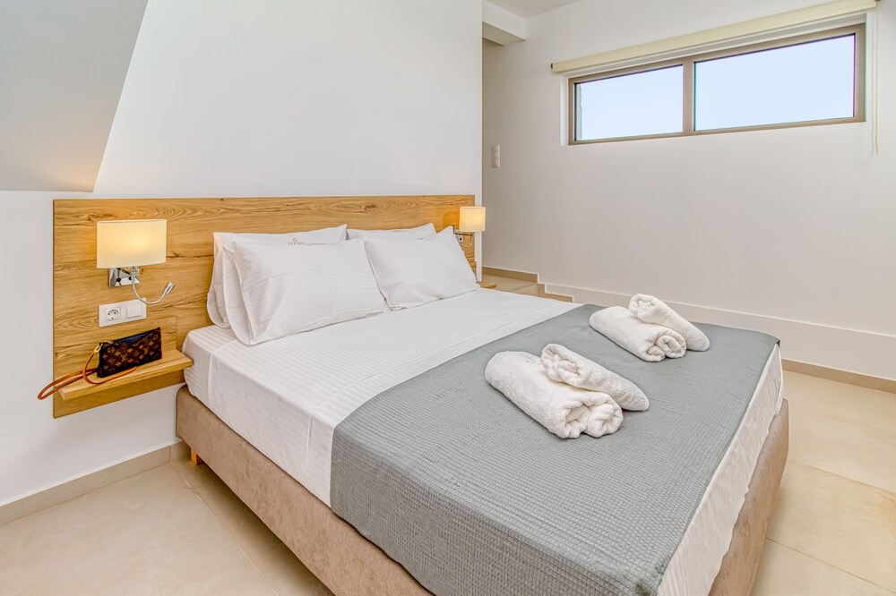 Photo of Bedroom in Maleme